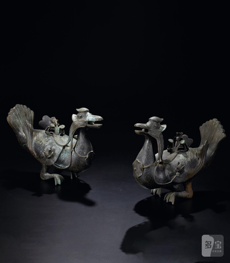 清  铜鸳鸯香薰一对